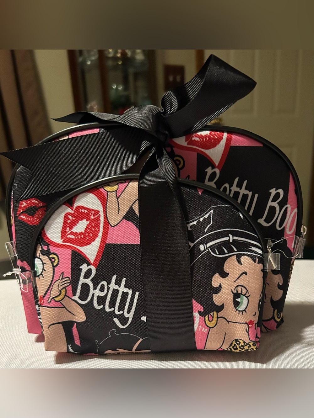 Betty Boop Black and Pink Cosmetic Pouch Set with Lip Print